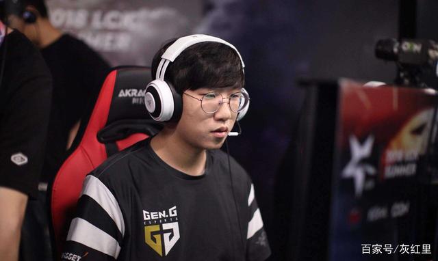 迷和专家都 迷和专家都