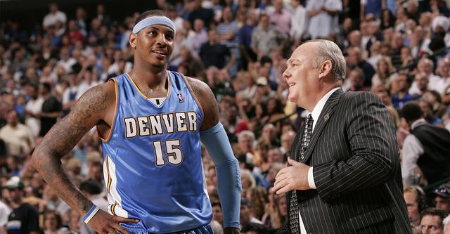 西在攻防两 西在攻防两